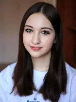 Арина М.